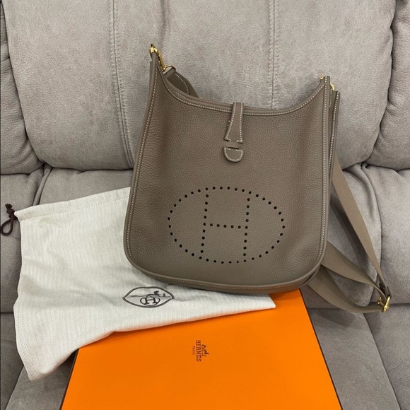 Hermes Handbags - Hermès evelyne 29 NEW